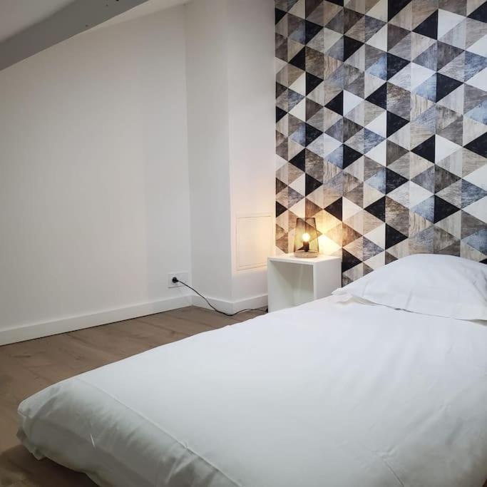 L'Atelier B Magnifique Loft Avec Terrasse Privee Apartment Saint-Etienne  Luaran gambar
